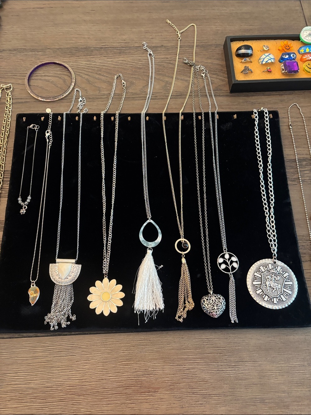 Over 70 pieces costume jewelry